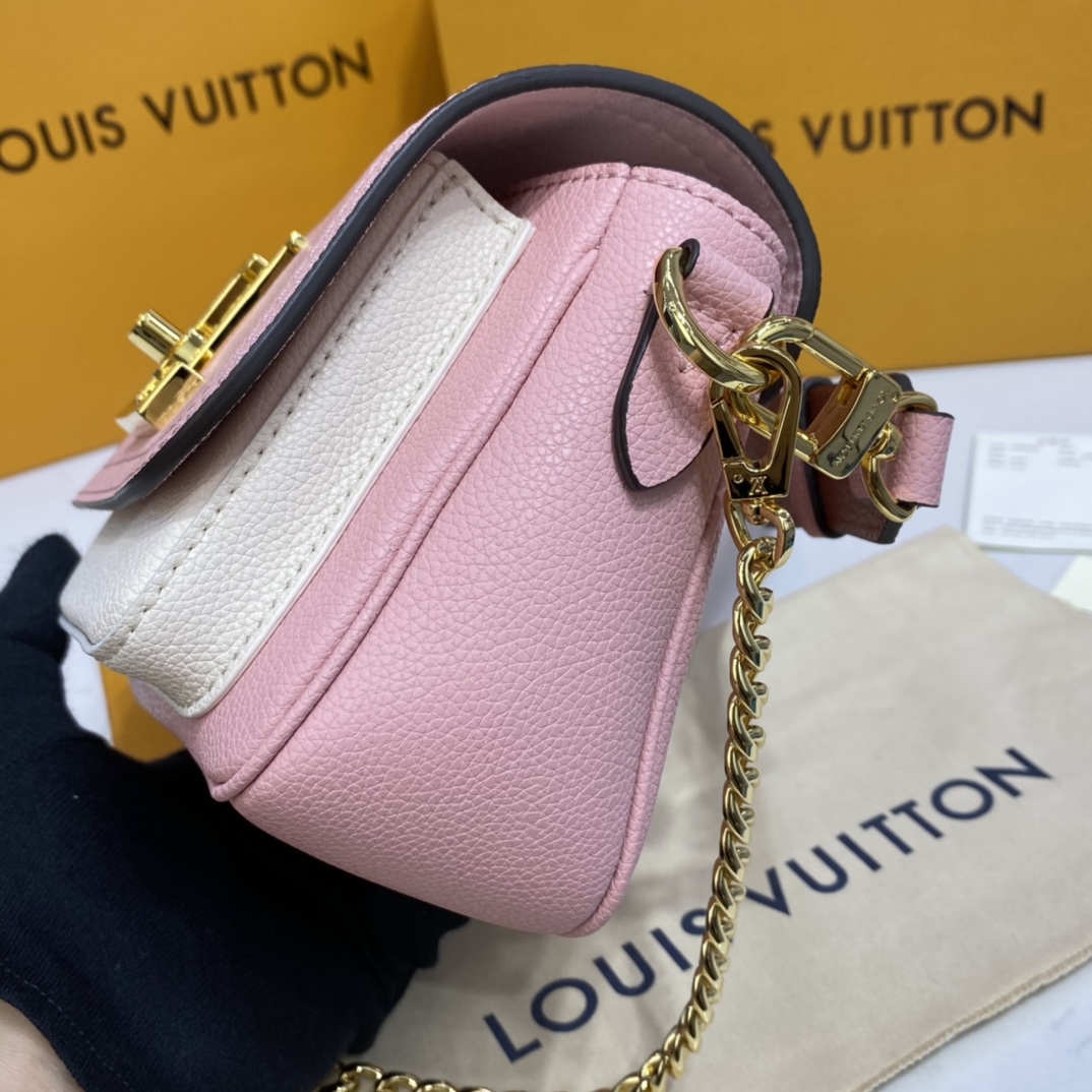 Louis Vuitton LOCKME TENDER Shoudler Bag M58555 Rosewater Pink